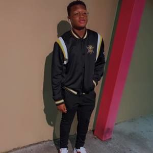 Meet your Posher, Henry